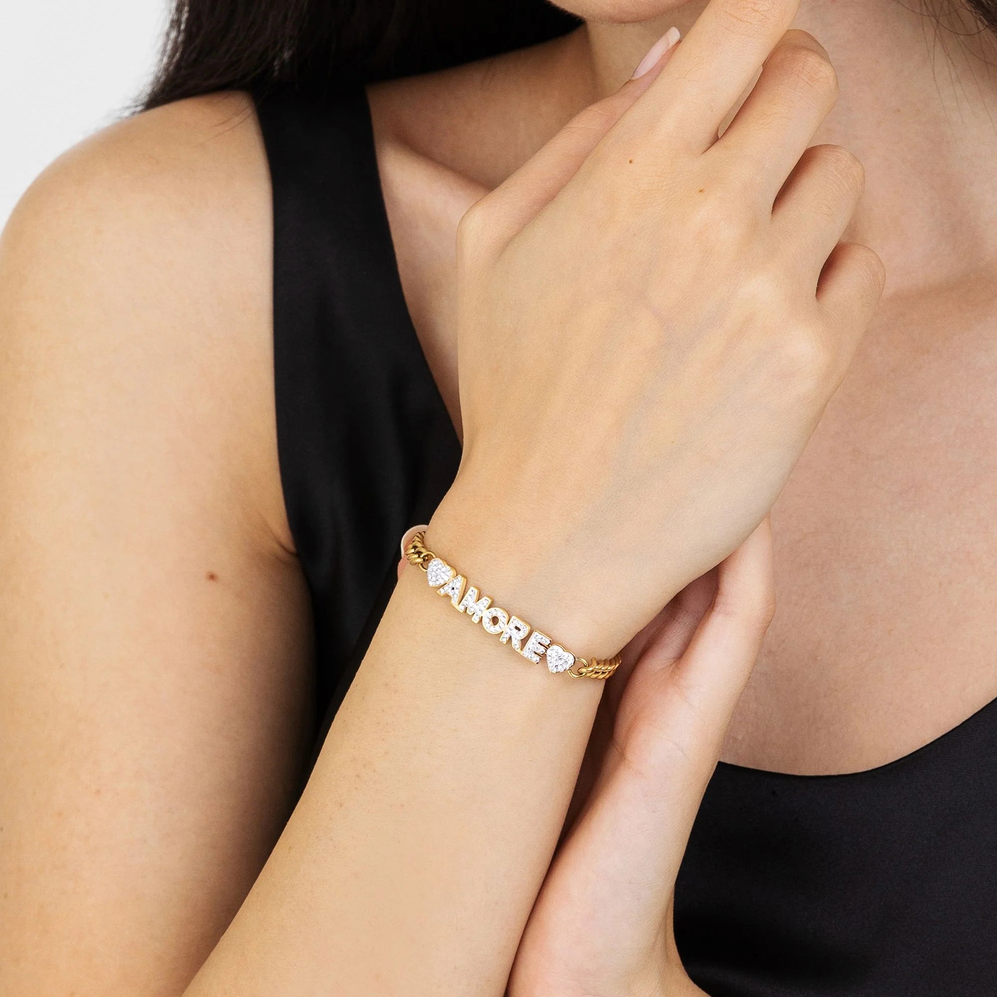 Bracciale donna in acciaio dorato amore con cristalli bianchi