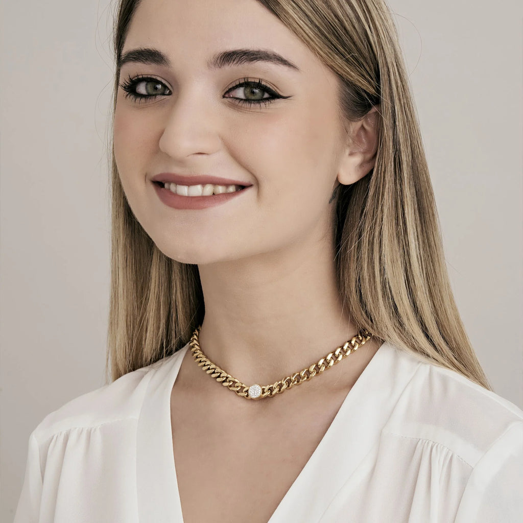 Collana in acciaio con cristalli